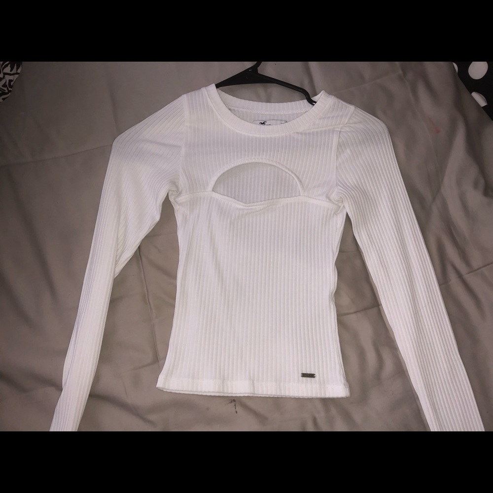 White ribbed long sleeve crop top